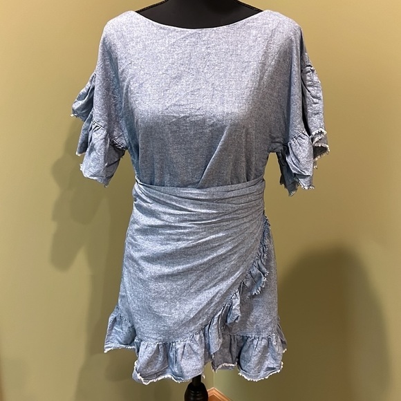 Free People Wrapped in Ruffles Dress Sz XS - Picture 3 of 4